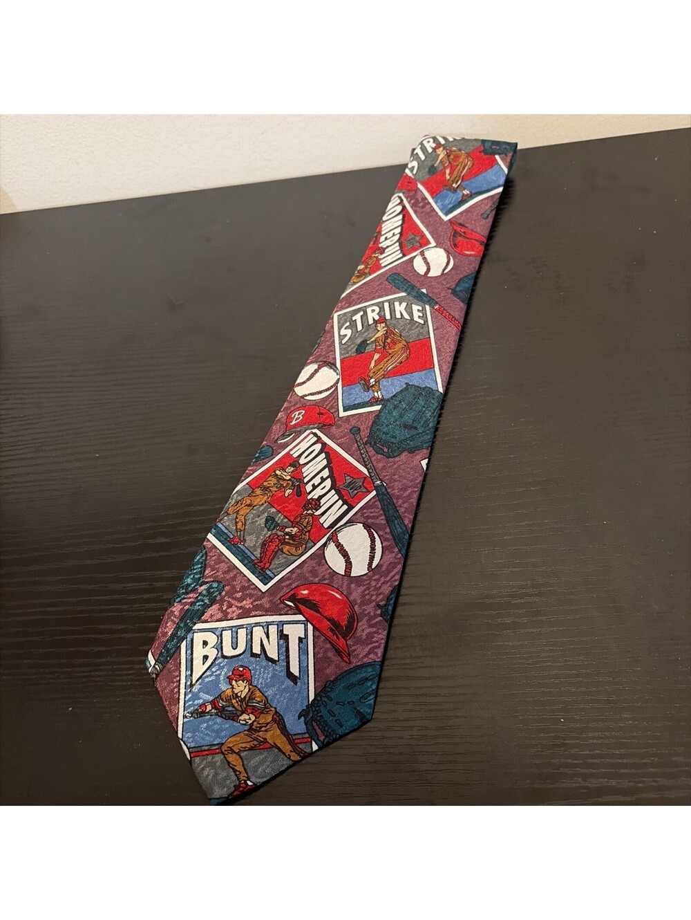 Lugana Hand Made Men’s Baseball Tie Used Condition
